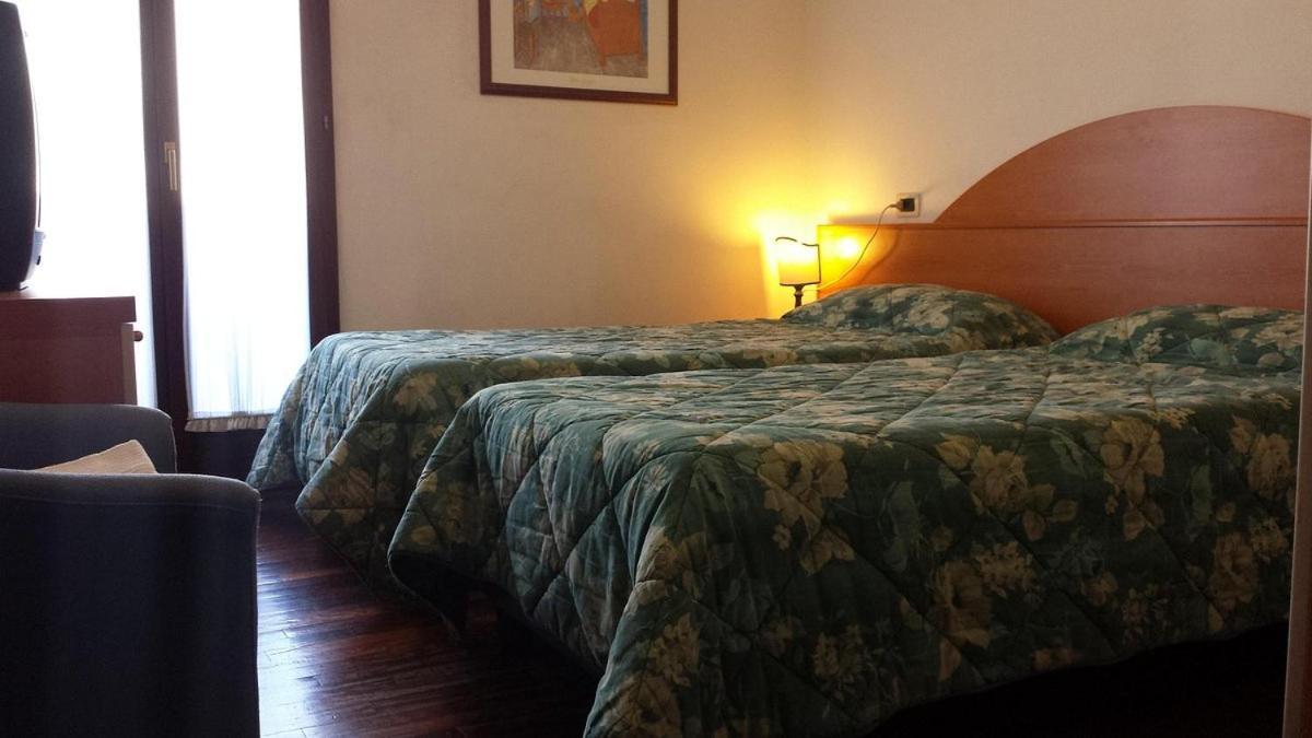 Giada Palace Apartments & Pool - Giada Palace Group Lucca Luaran gambar