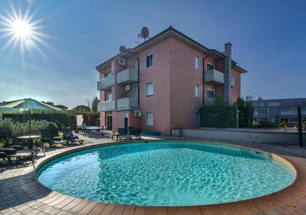 Giada Palace Apartments & Pool - Giada Palace Group Lucca Luaran gambar